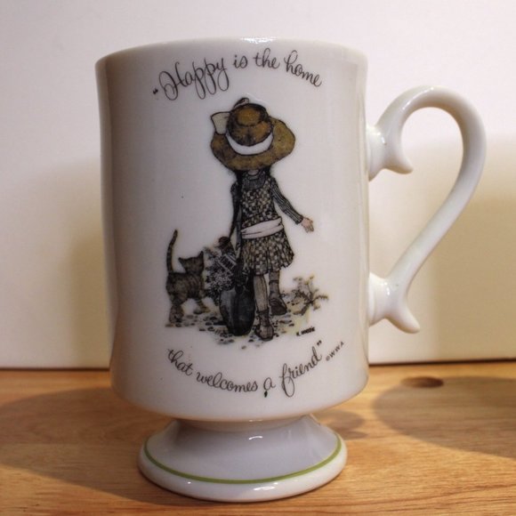 Vintage Holly Hobbie Cups Set of 3 Porcelain Mugs 1973 - Picture 2 of 8